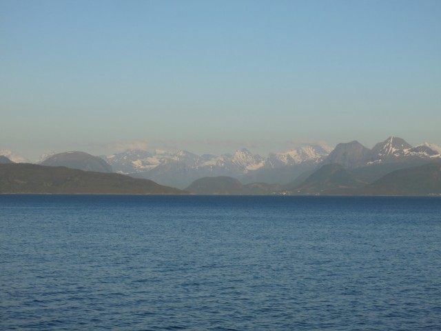 Hurtigruten_2015-06-27_21-42-2